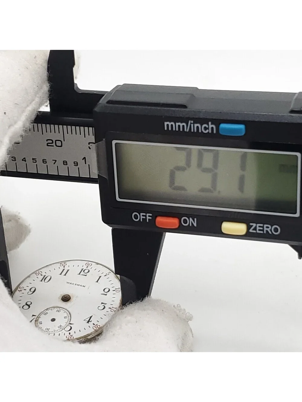 Waltham Mass Movement 16905657 For Parts Or Repair 29mm